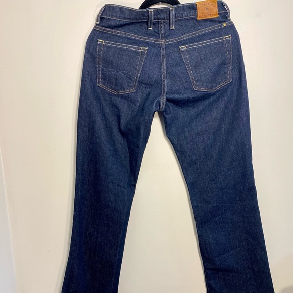 Lucky Brand - Picture 5 of 8